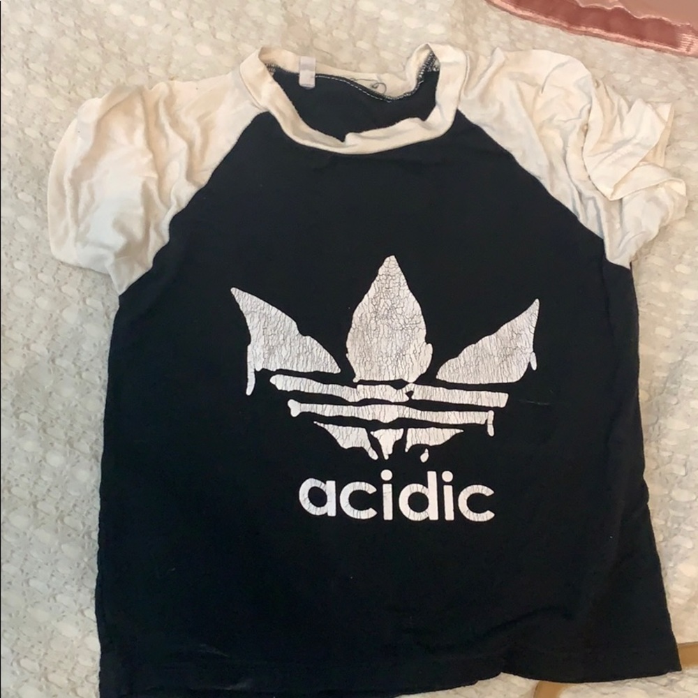 O Mighty Acidic Cropped T shirt